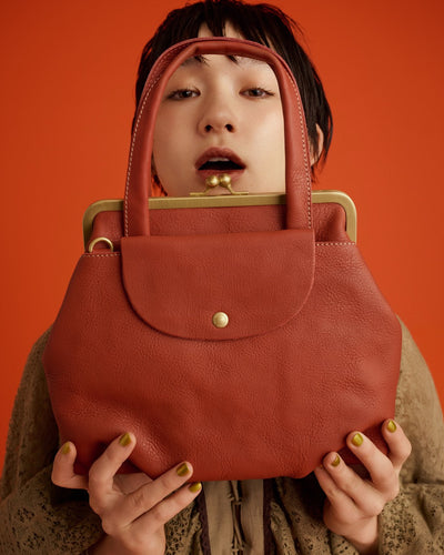 アースカラーでつくる<br>大人バカンス