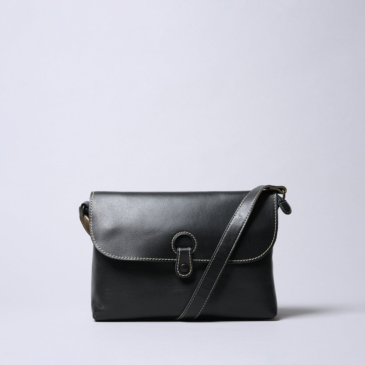 <Laisser Faire> Wolf Shoulder Bag / Black