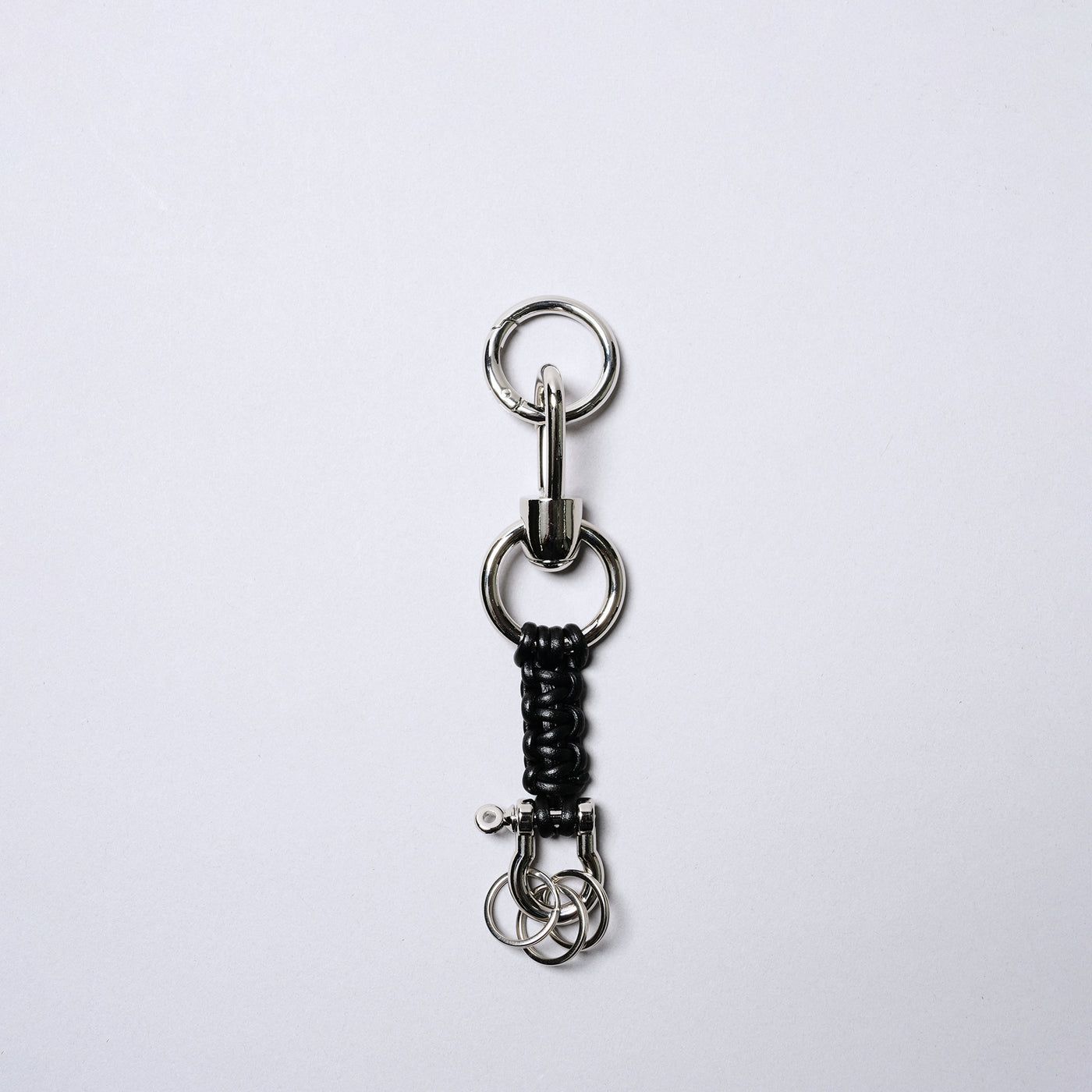 <SENTI FLATTER THE SENSES> Leather Blade Key Chain / Ivory