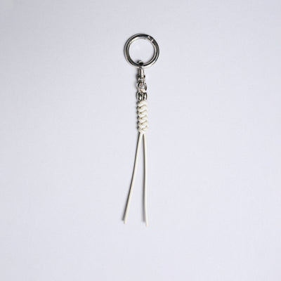<SENTI FLATTER THE SENSES> Leather Blade Key Chain / Blue
