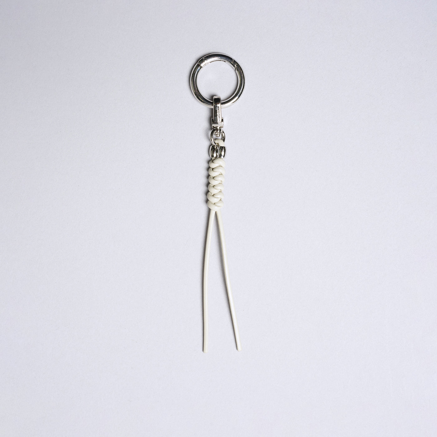 <SENTI FLATTER THE SENSES> Leather Blade Key Chain / Blue