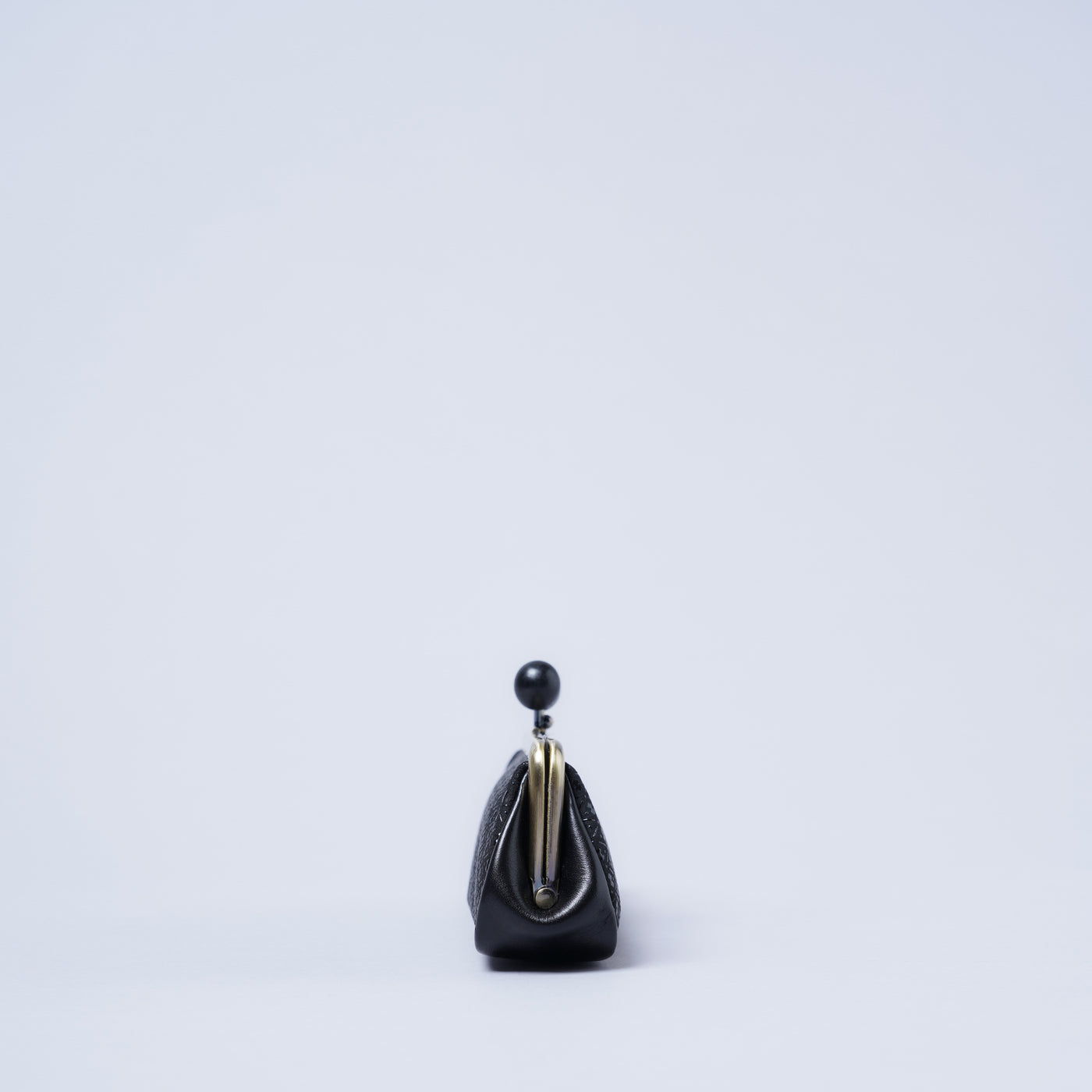 <kissora> Kotoinden Kiss Lock Eyeglass Case / Small Cherry Blossoms PNK