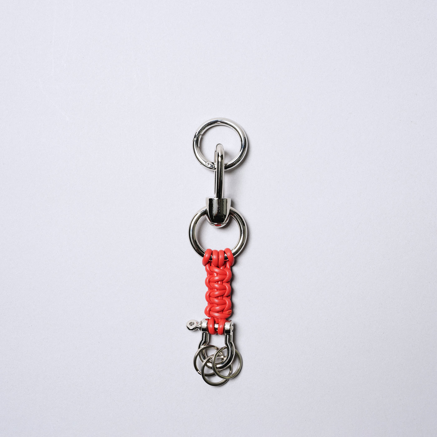 <SENTI FLATTER THE SENSES> Leather Blade Key Chain / Ivory