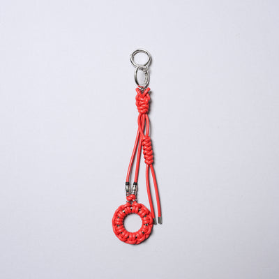 <SENTI FLATTER THE SENSES> Leather Blade Circle Key Strap / Red