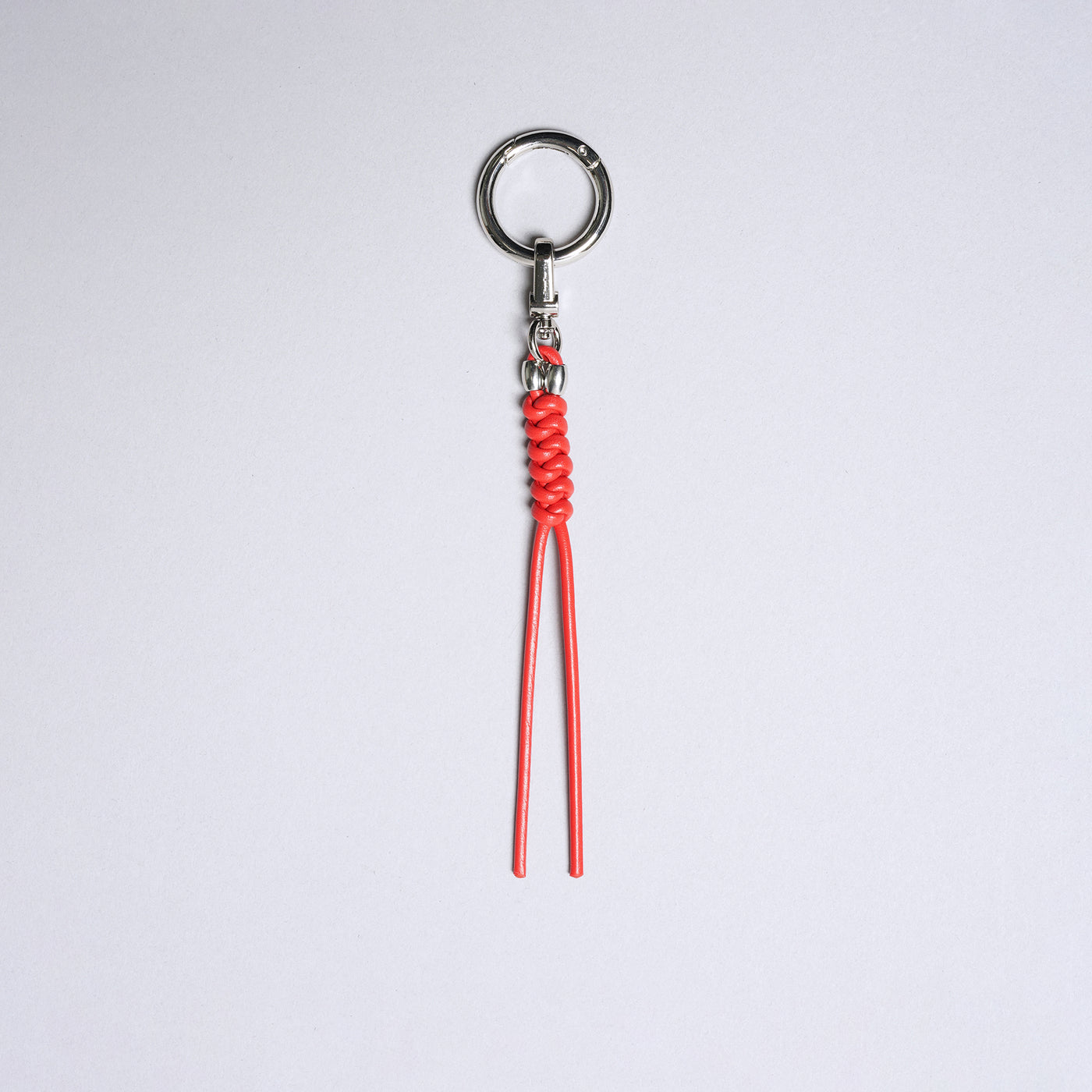 <SENTI FLATTER THE SENSES> Leather Blade Key Chain / Blue