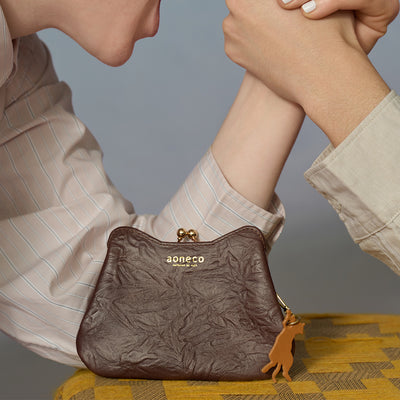 <aoneco> Kiss Lock Mini Wallet / Mahogany Brown