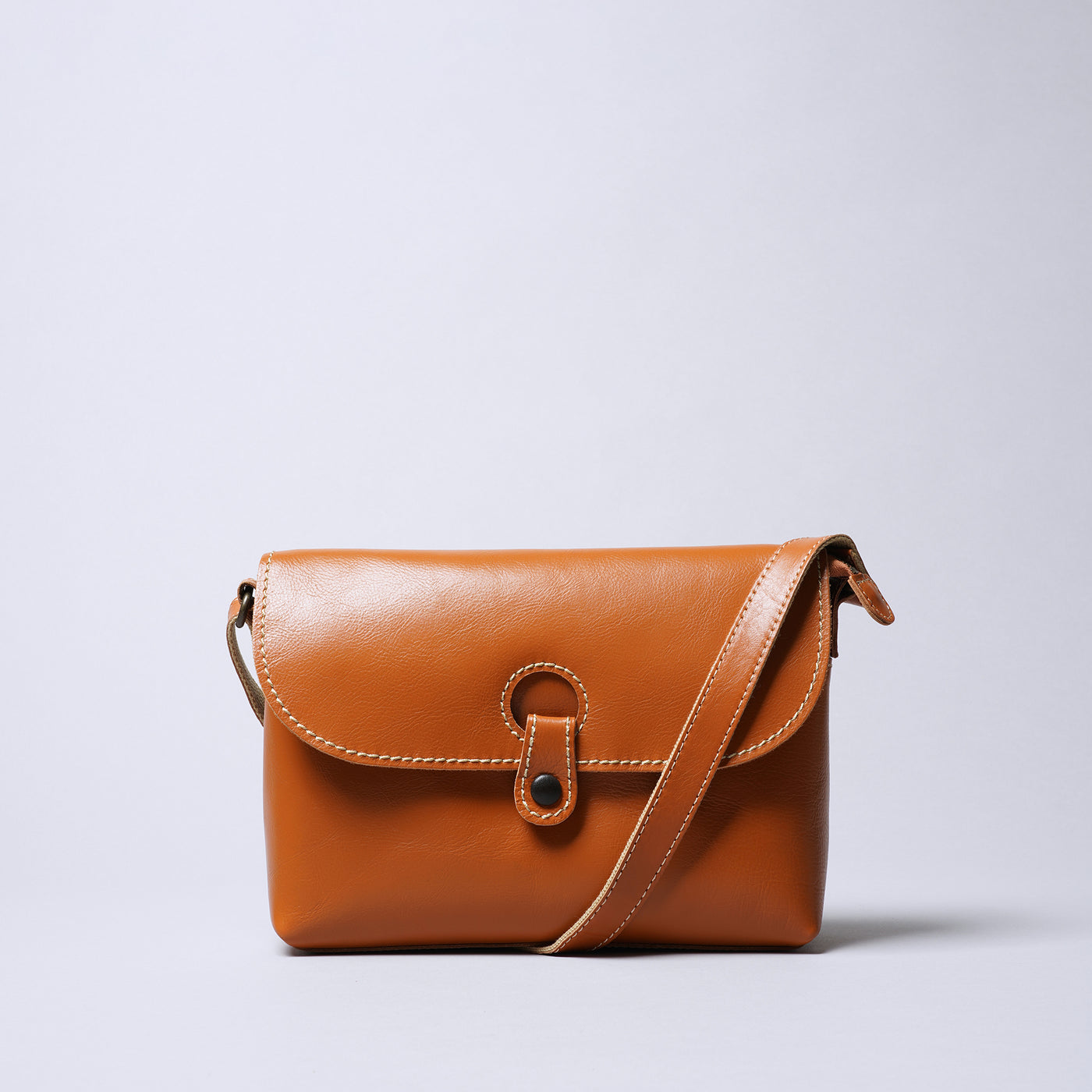 <Laisser Faire> Wolf Mini Shoulder Bag / Black