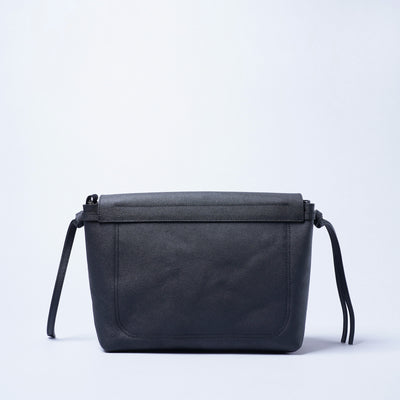 <BLACK IVORY> Square / Black