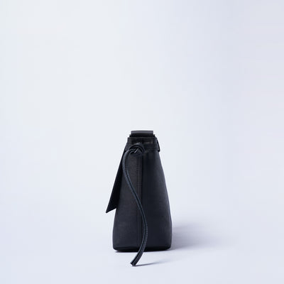 <BLACK IVORY> Square / Black