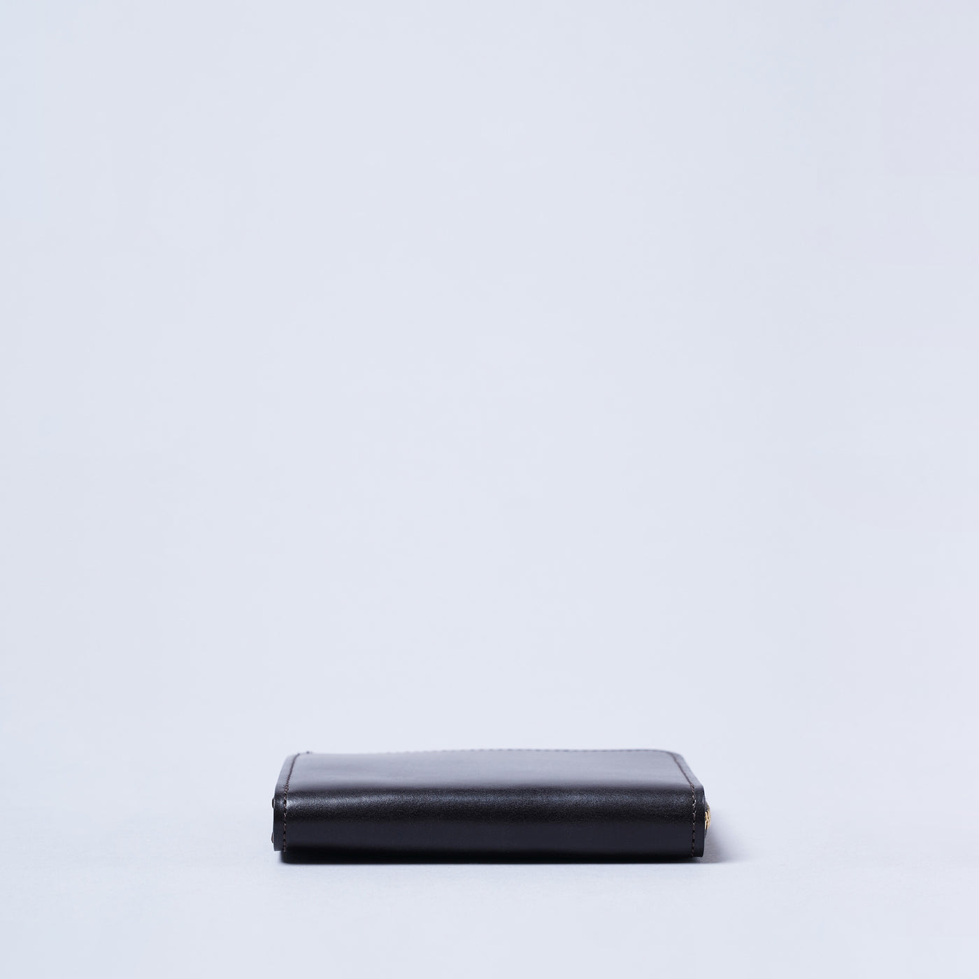 <CRAFSTO> Bridle Leather L Zip Wallet / Black