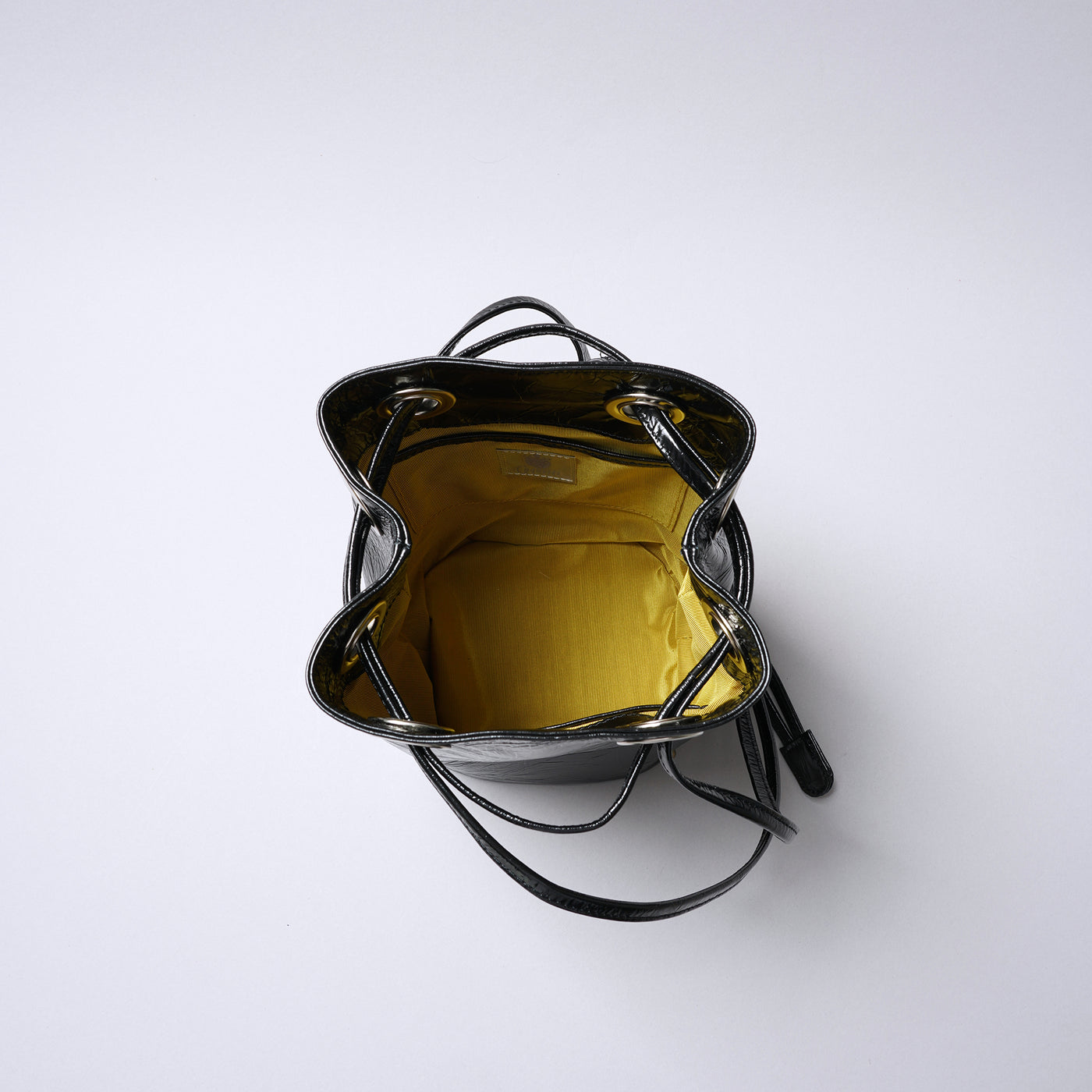 <Coquette> Boheme Shiny (Drawstring Bag) / Black