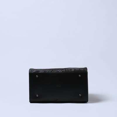 ＜エスティーヌ＞ノワリズムシリーズ レザー2WAYハンドバッグ/ブラック