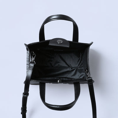 ＜エスティーヌ＞ノワリズムシリーズ レザー2WAYハンドバッグ/ブラック