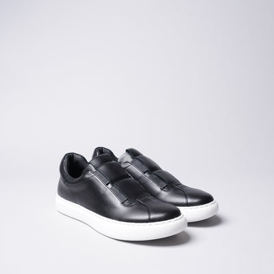 <IUI> Elastic Sneaker / White