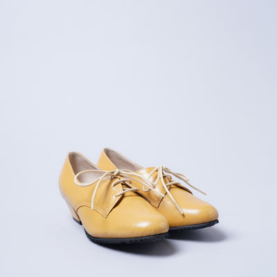 ＜KUTSUNE＞LAST FLOWER PUMPS/日出黃