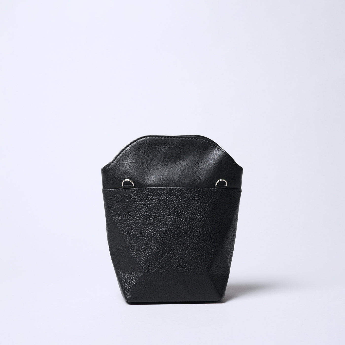 <Kolmio> [VALO] 01 2 POCHETTE / Black x Black