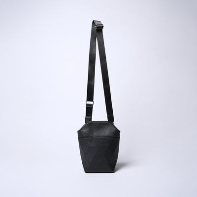<Kolmio> [VALO] 01 2 POCHETTE / Black x Black