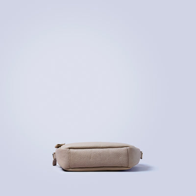 ＜レザリ＞エンボスミニショルダーバッグ/トープ