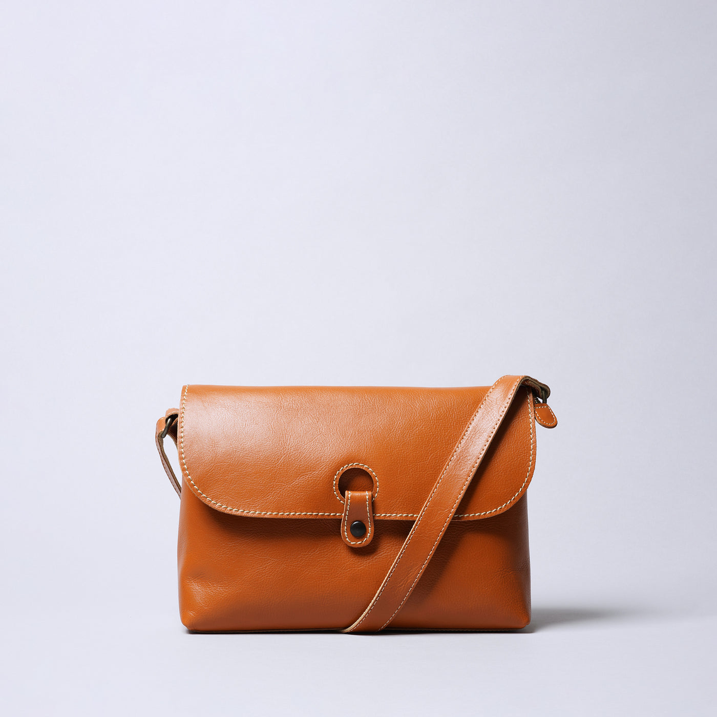 <Laisser Faire> Wolf Shoulder Bag / Black