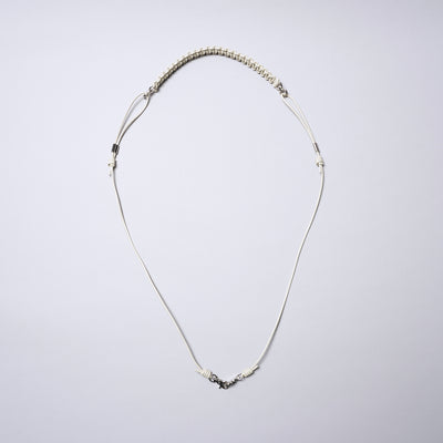 <SENTI FLATTER THE SENSES> Leather Blade Multi Strap / Ivory