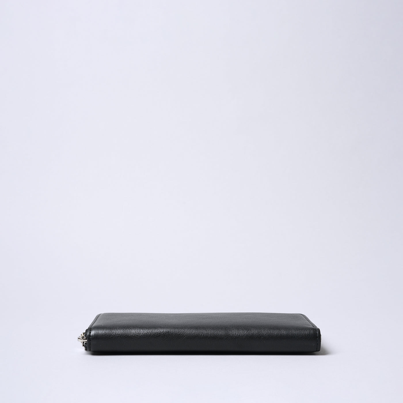 <SENTI FLATTER THE SENSES> Round Zip Smart Long Wallet / Black