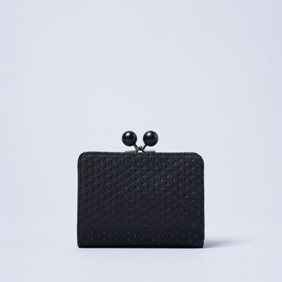 <kissora> Kotoinden Kiss Lock Half Wallet / Small Cherry Blossoms PNK