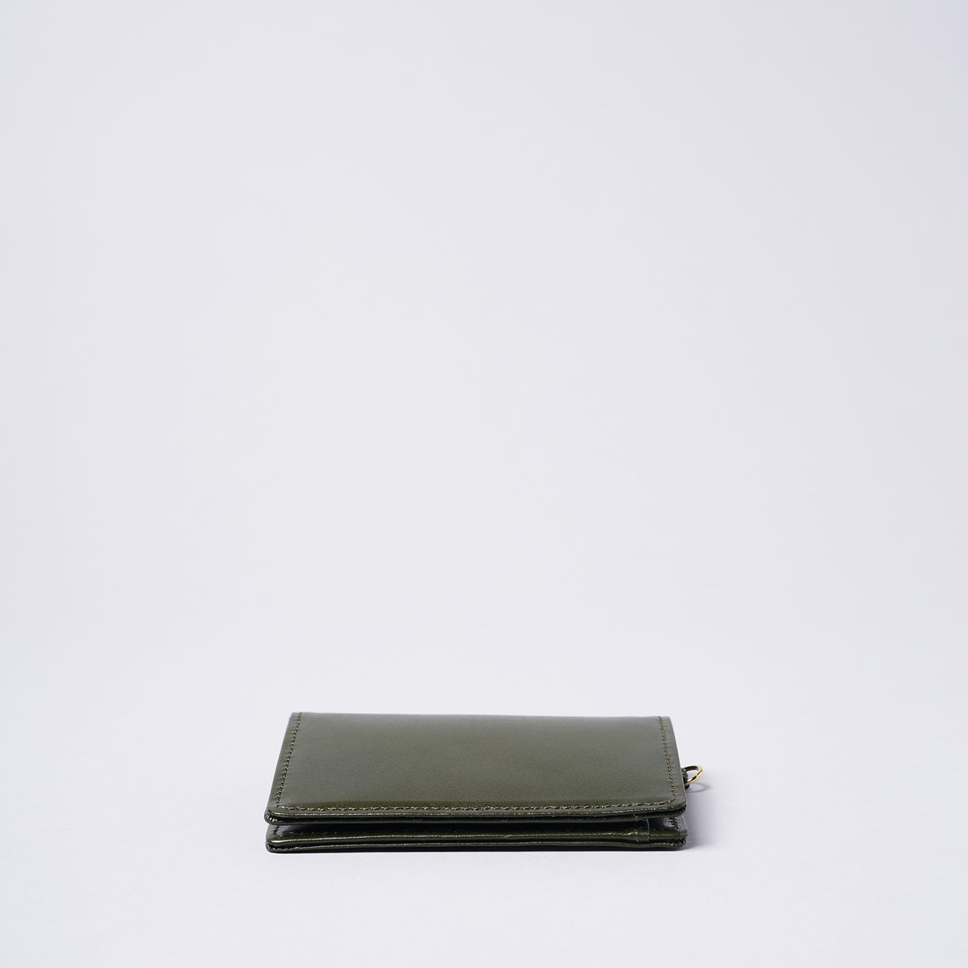 <mic> Bi-fold Pass Case / Green