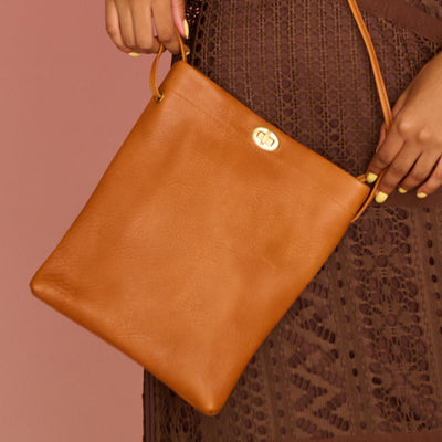 <SLOW> Shoulder bag / brown