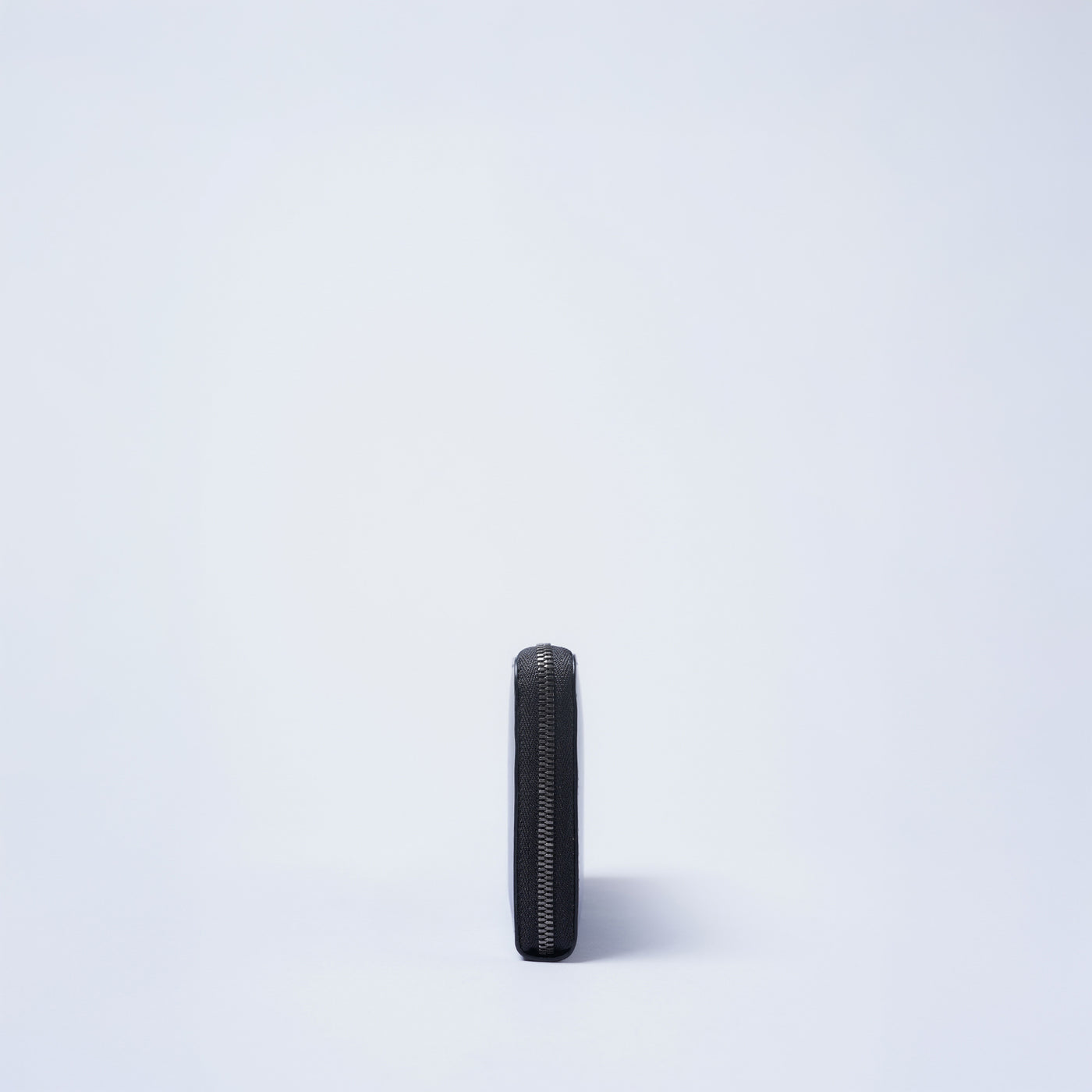 ＜yuhaku＞拉鍊長夾/藍色