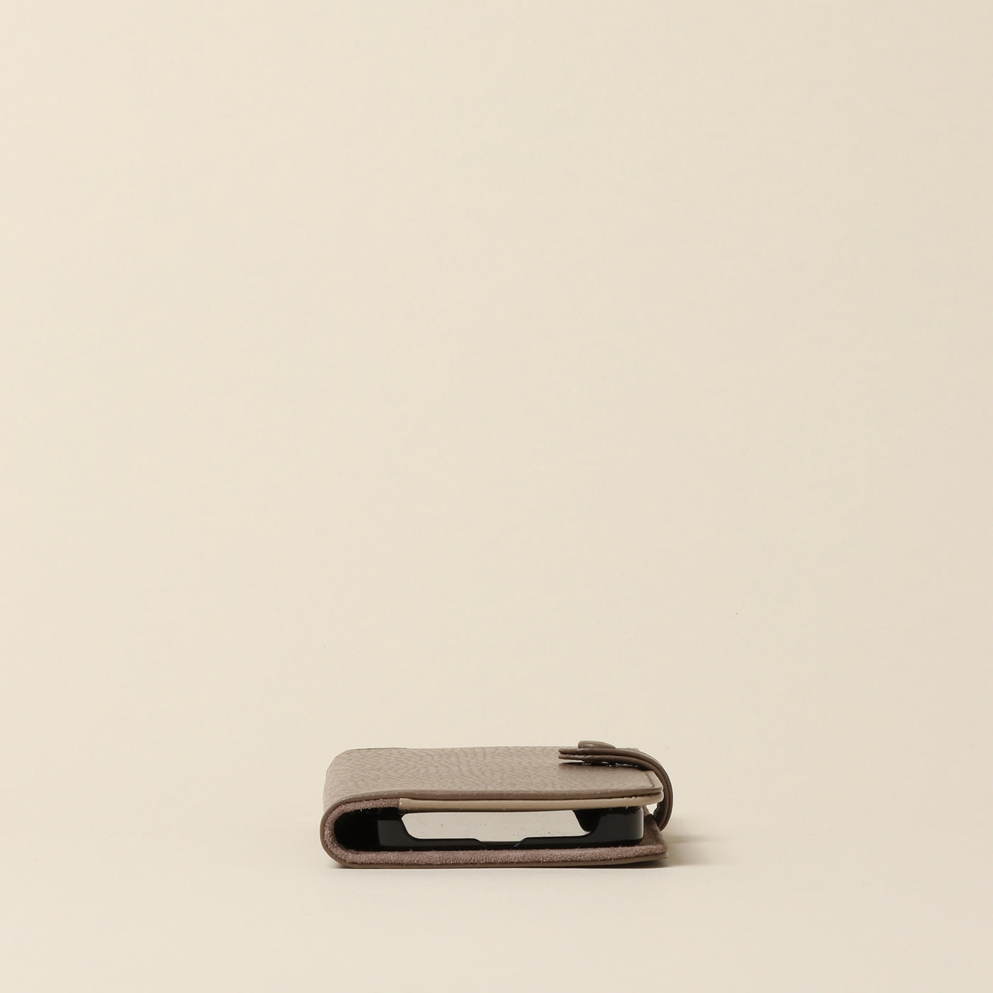 <CALDO tokyo japan> CROSSOVER iPhone Case (iPhone13) / Black Gray